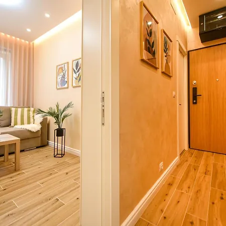 Mohost Centrum - Urban Retreat In Center *