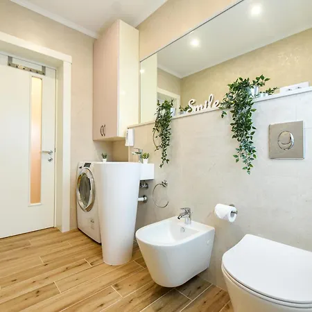 Apartman Mohost Centrum - Urban Retreat In Center
