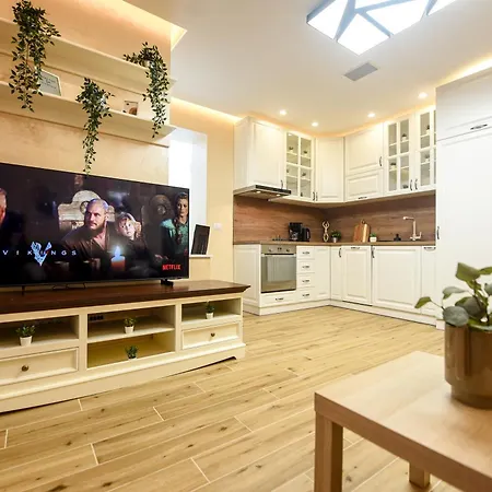 Apartman Mohost Centrum - Urban Retreat In Center